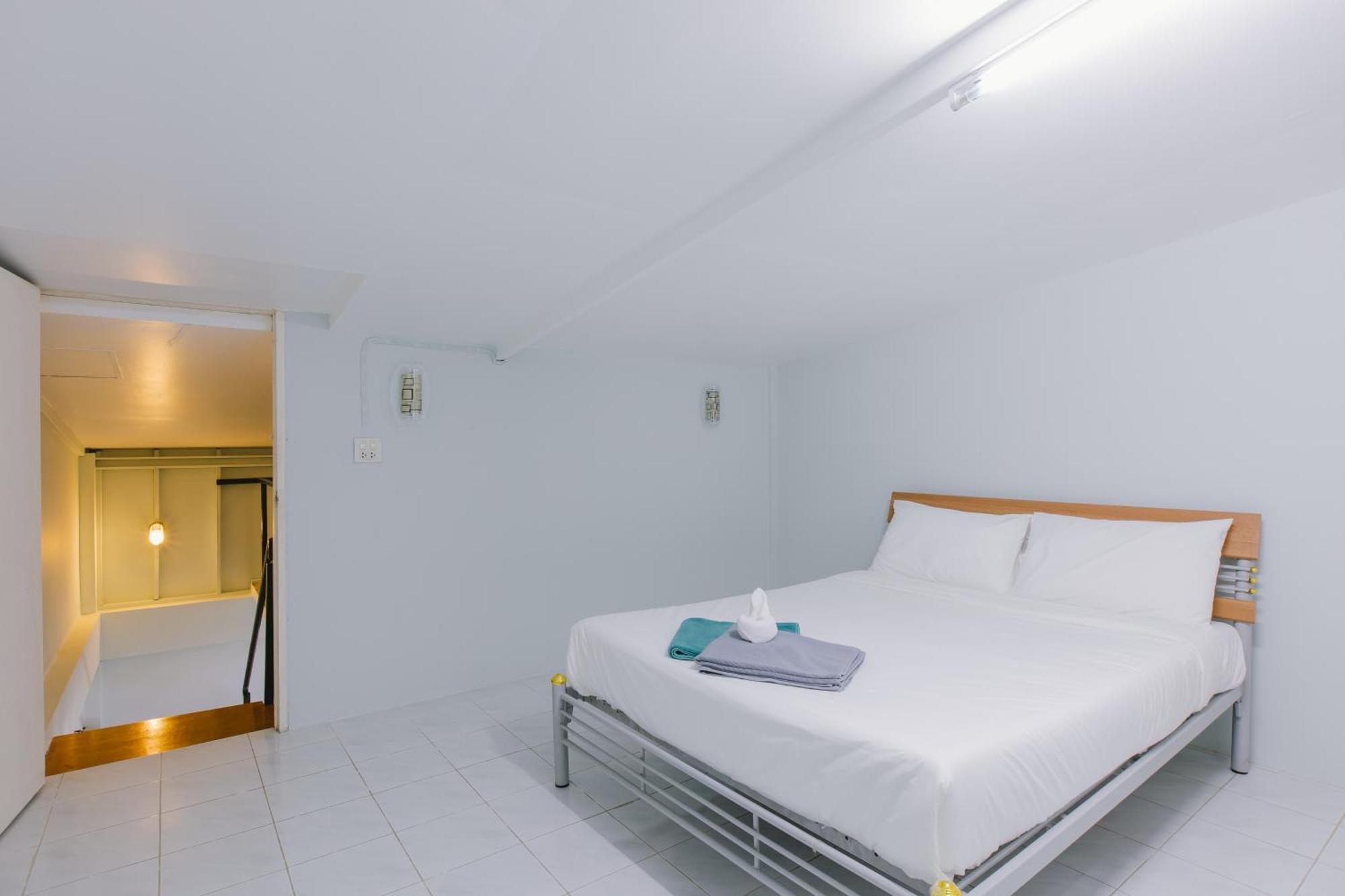 Royal Prince Residence Patong Habitación foto