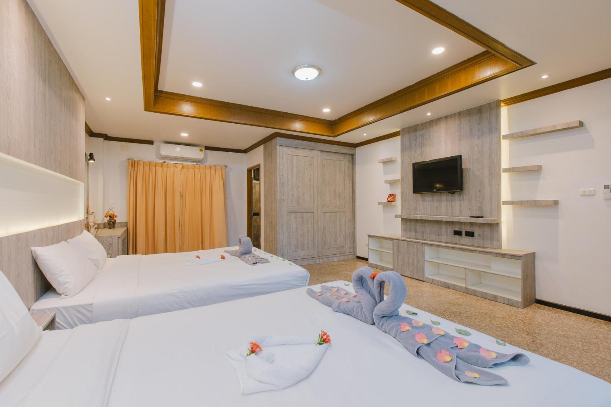 Royal Prince Residence Patong Exterior foto