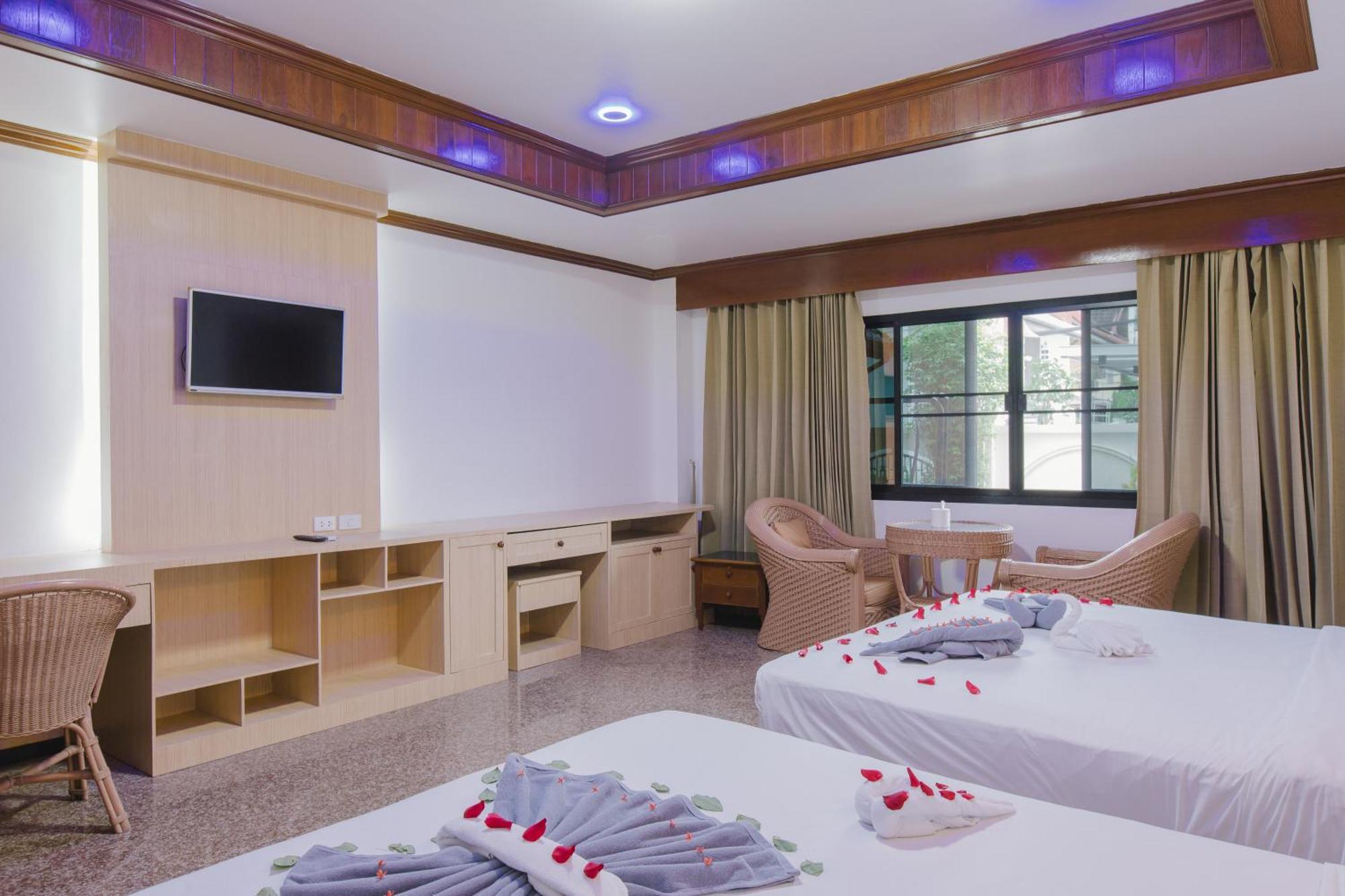 Royal Prince Residence Patong Habitación foto